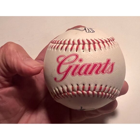 Yomiuri Giants Yoshinobu Takahashi Autographed Baseball, Great Holiday Gift! - Picture 4 of 5